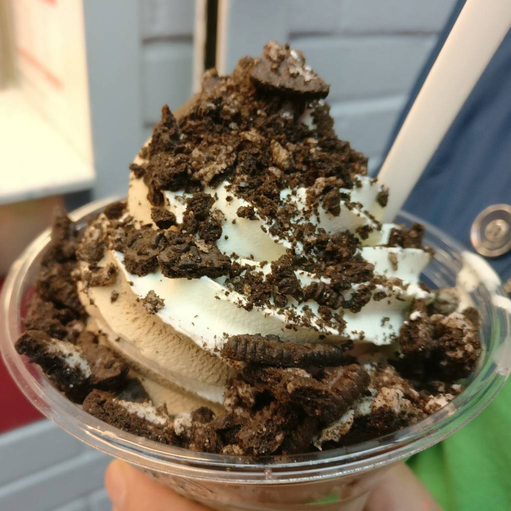 Ritas Italian Ice & Frozen Custard | restaurant | 1327 Surf Ave, Brooklyn, NY 11224, USA | 7182667482 OR +1 718-266-7482