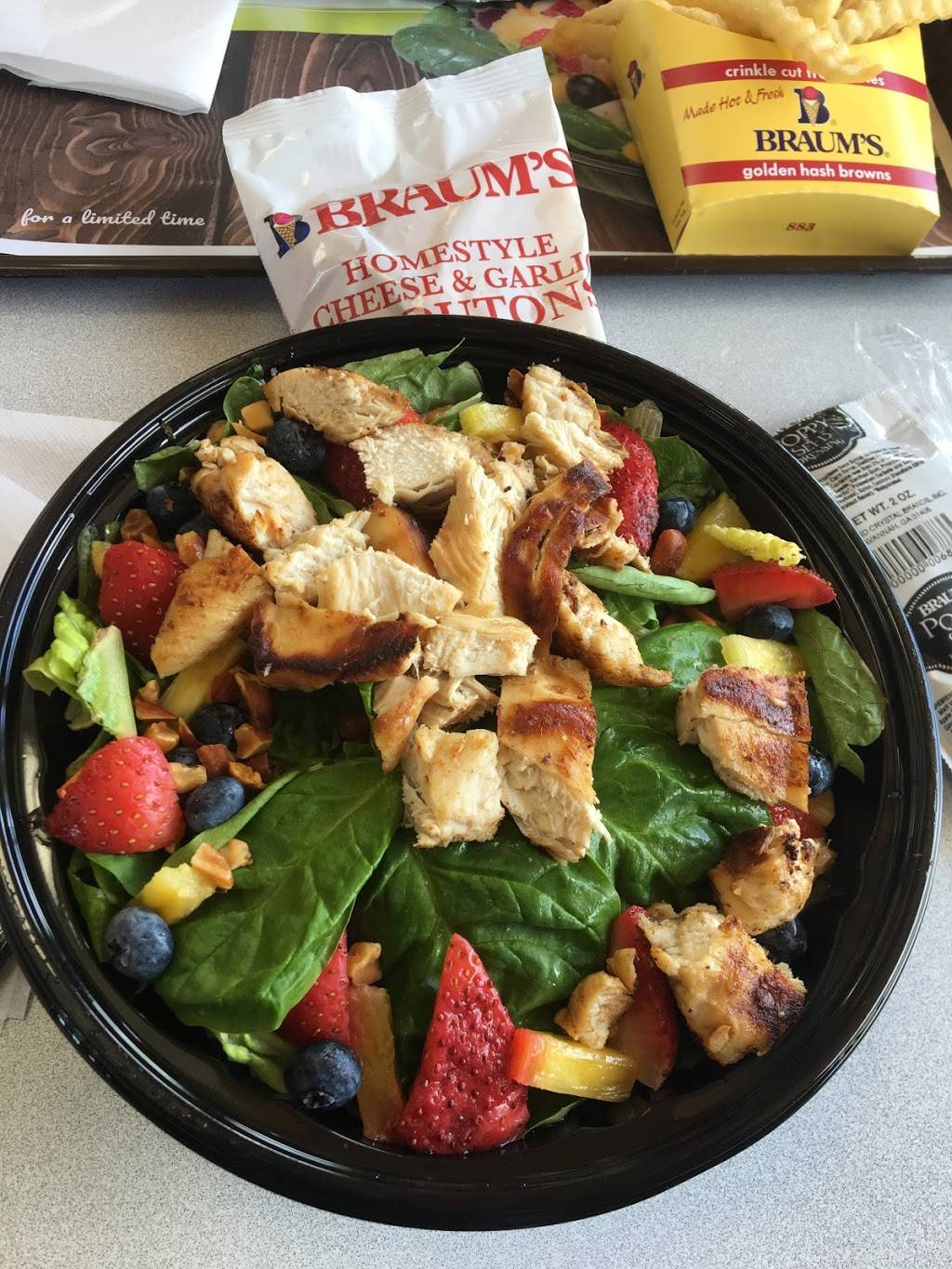 Braums Ice Cream & Burger Restaurant | restaurant | 2802 Lavon Dr, Garland, TX 75040, USA | 9724952221 OR +1 972-495-2221