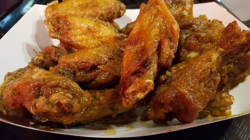 Atl Wings | restaurant | 70 West Warner Road, Chandler, AZ 85225, USA | 4807229464 OR +1 480-722-9464