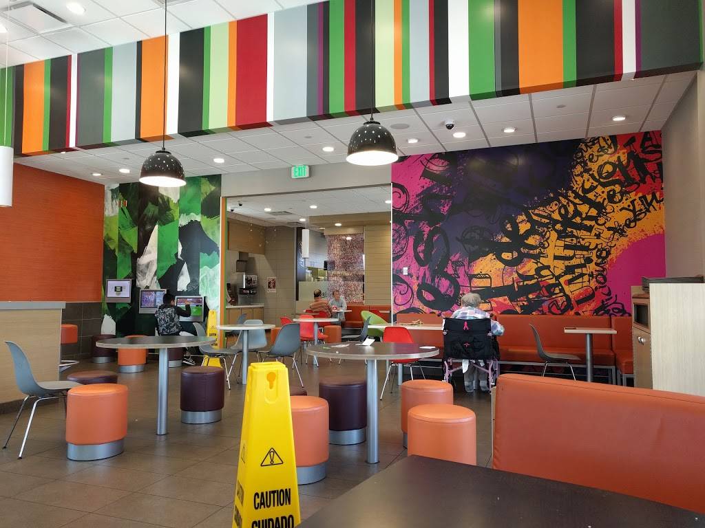 McDonalds | cafe | 19315 Parthenia St, Northridge, CA 91324, USA | 8188850404 OR +1 818-885-0404