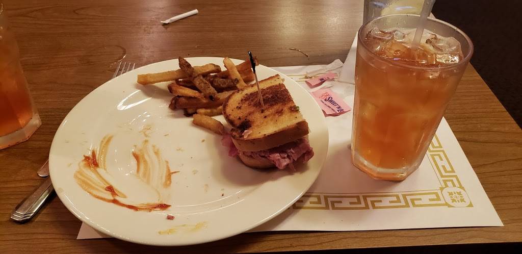 Johnny Dee’s Lounge | restaurant | 1705 Amuskai Rd, Parkville, MD 21234, USA | 4106657000 OR +1 410-665-7000