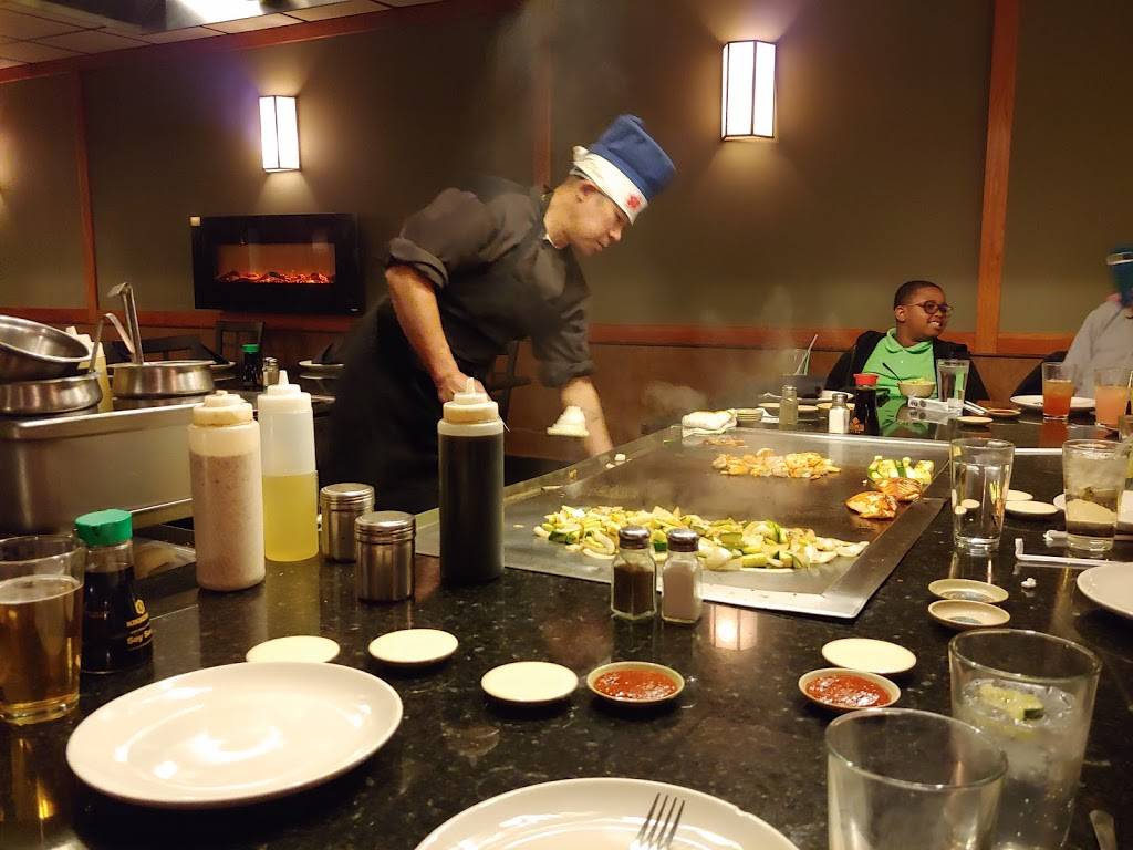 Kabuto Japanese Steakhouse and Sushi Bar | restaurant | 1617 Stanley Rd, Greensboro, NC 27407, USA | 3368525550 OR +1 336-852-5550