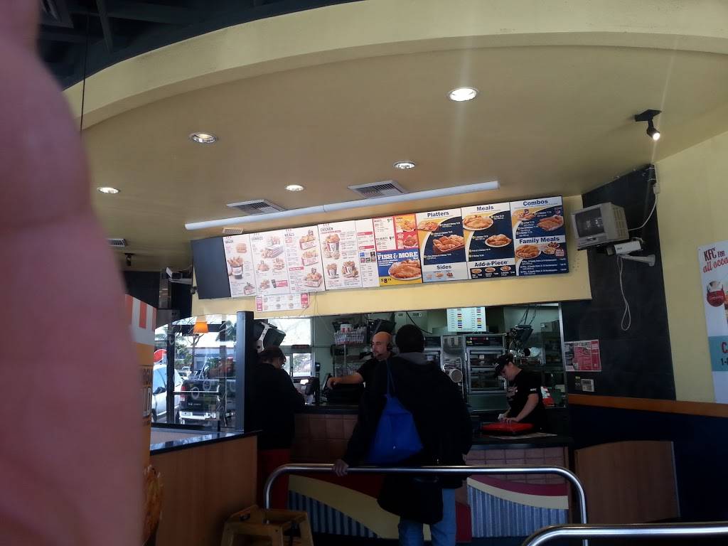 KFC | restaurant | 155 Marketplace Ave, San Diego, CA 92113, USA | 6192621915 OR +1 619-262-1915