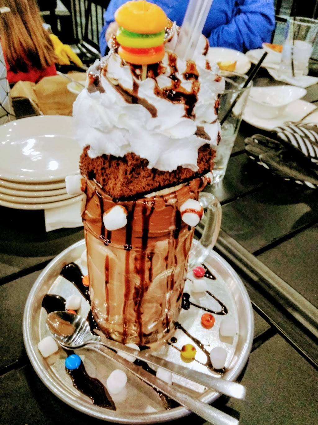 Steel Plow Burger Company | restaurant | 2180 53rd St, Moline, IL 61265, USA | 3095173117 OR +1 309-517-3117