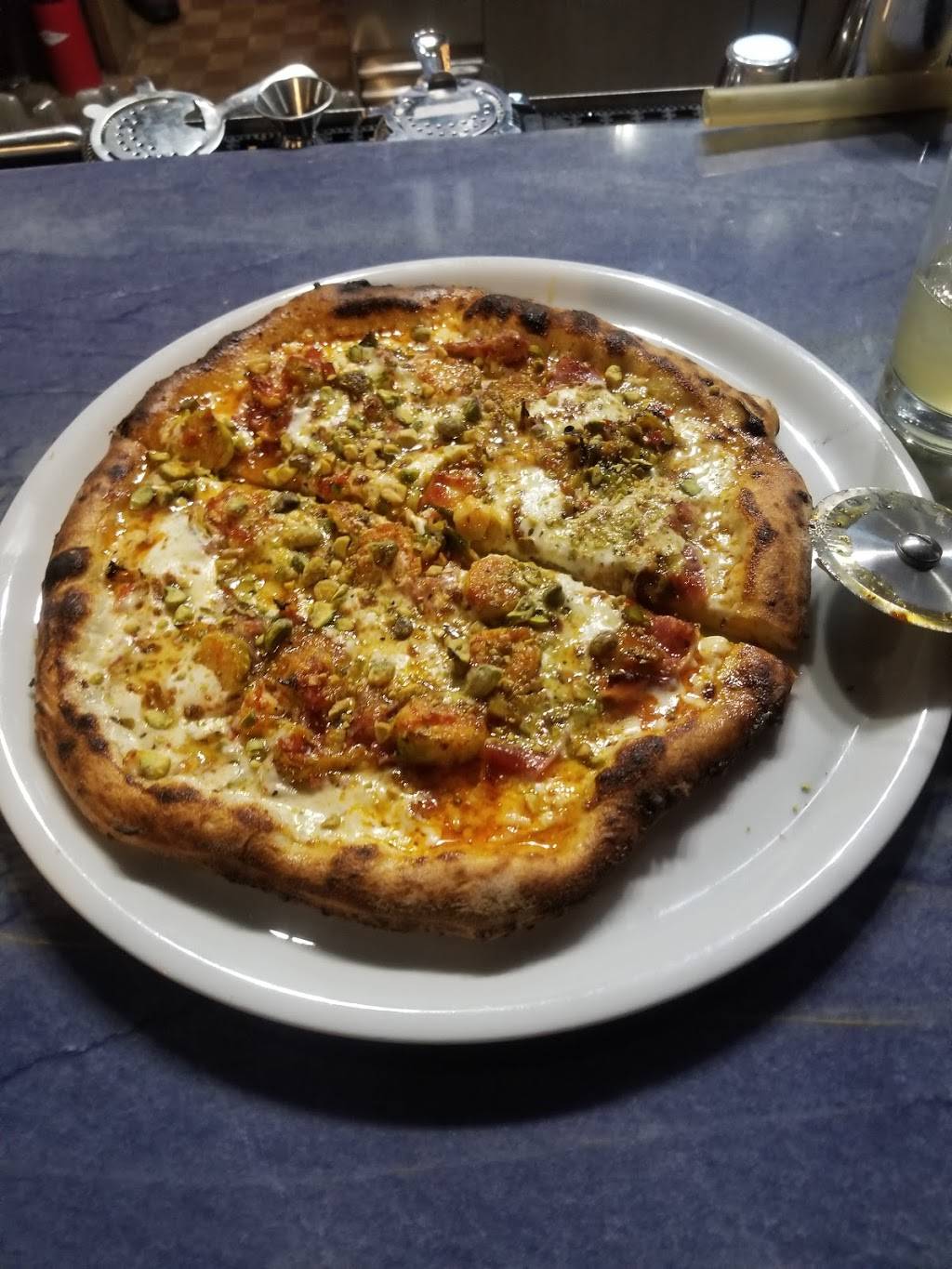 Iniga Pizzeria Napoletana | restaurant | 215 W Jefferson St, Ottawa, IL 61350, USA | 8153249230 OR +1 815-324-9230