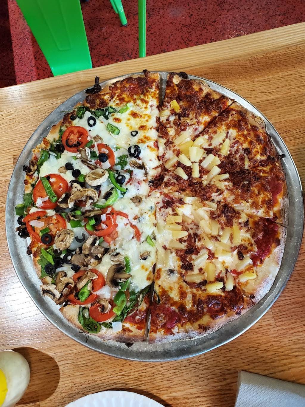 Miamis Best Pizza | restaurant | 5833 Ponce de Leon Blvd, Coral Gables, FL 33146, USA | 3056665931 OR +1 305-666-5931