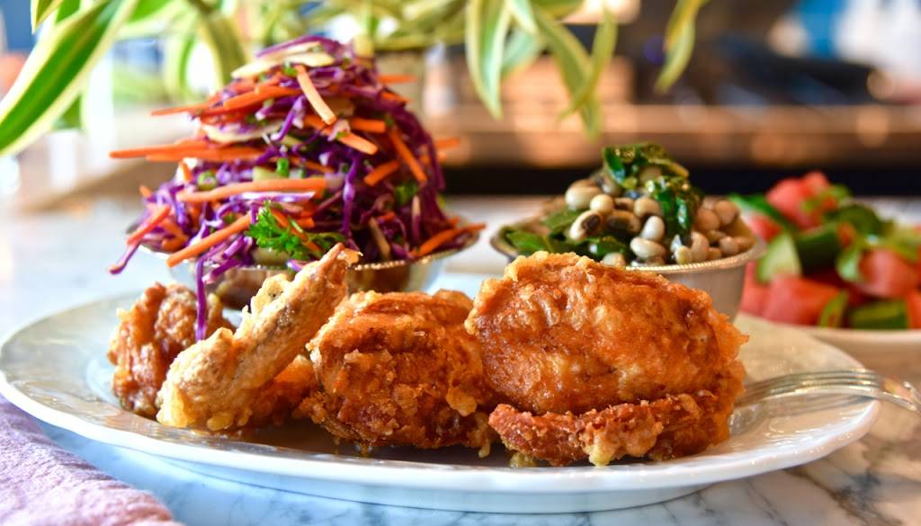 BAWK! Fried Chicken | restaurant | 1409 R St #102, Sacramento, CA 95811, USA | 9164658700 OR +1 916-465-8700