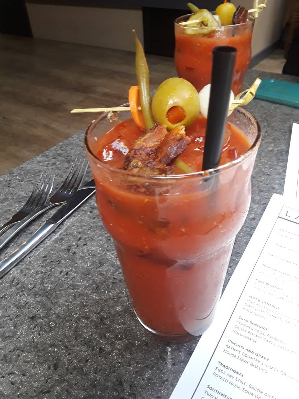 La Salles | restaurant | 229 Broadway St, Chico, CA 95928, USA | 5304877207 OR +1 530-487-7207