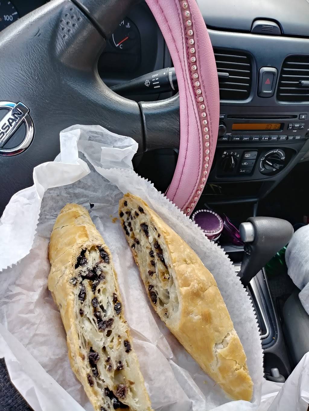 Trini Style Cuisine Roti Shop | restaurant | 12328 Rockaway Blvd, Jamaica, NY 11420, USA | 7186593903 OR +1 718-659-3903