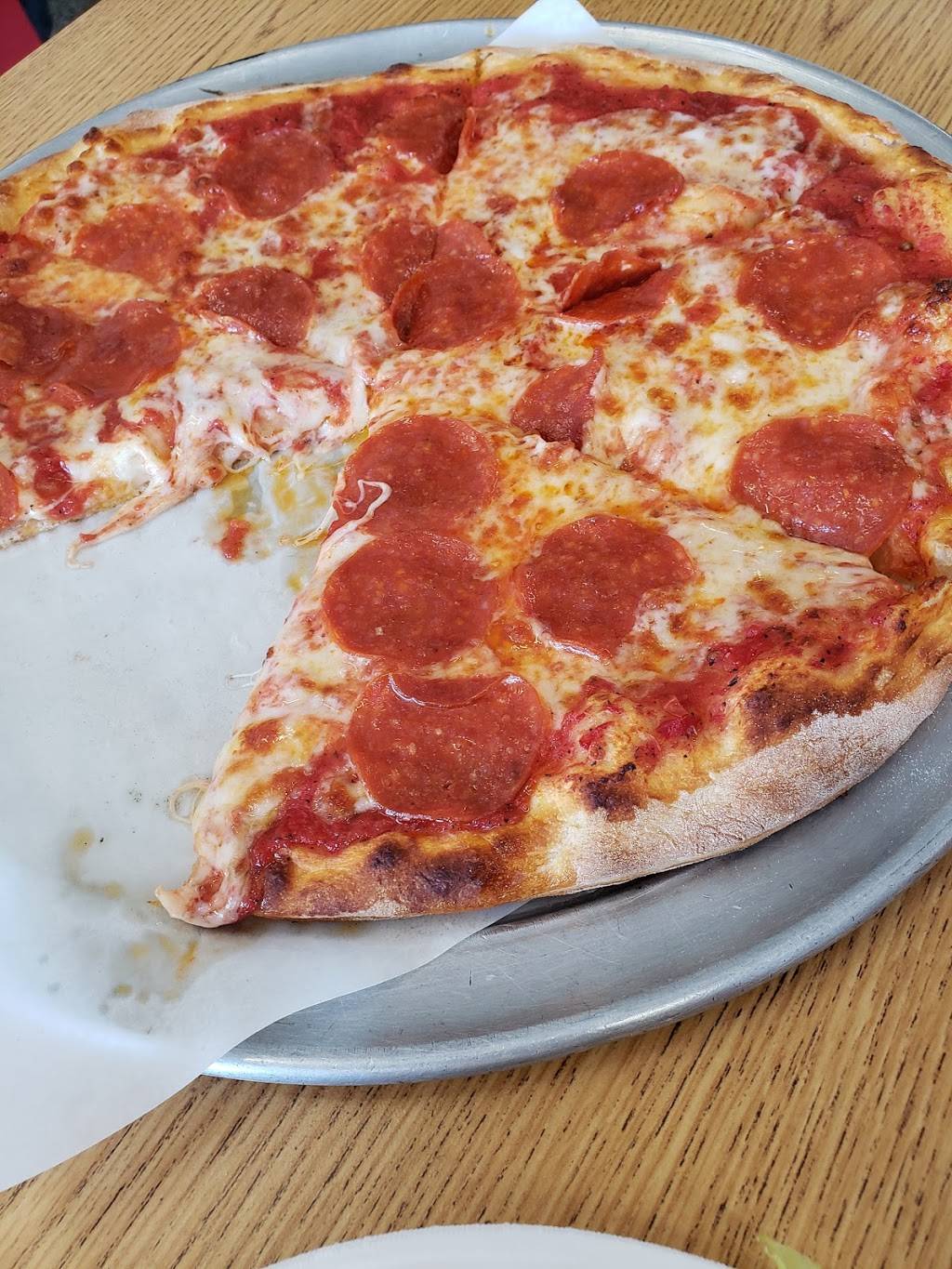 McHughs Primo Pizza Brigantine | restaurant | 3009 Atlantic Brigantine Blvd, Brigantine, NJ 08203, USA | 6092664288 OR +1 609-266-4288