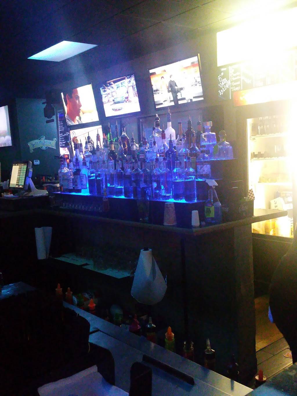 Mulligans Sports Bar and Grille | restaurant | 414 US-21 BYP, Fort Mill, SC 29715, USA | 8035480044 OR +1 803-548-0044