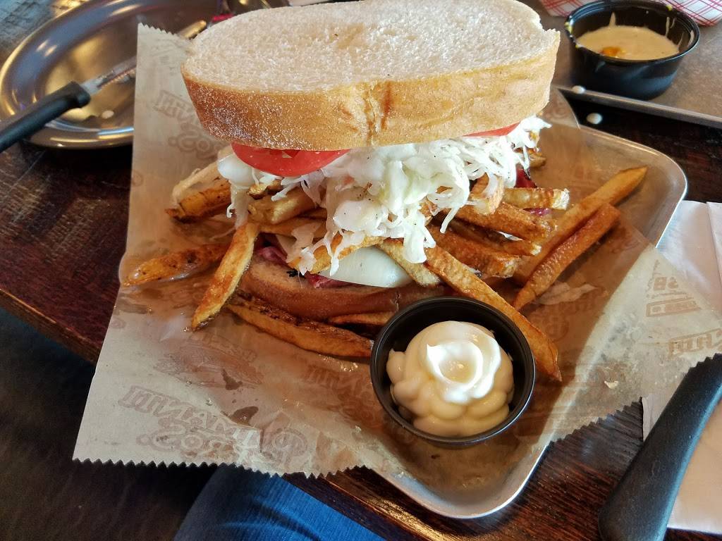 Primanti Bros. | restaurant | 13871 Cabela Pkwy, Noblesville, IN 46060, USA | 3177703050 OR +1 317-770-3050