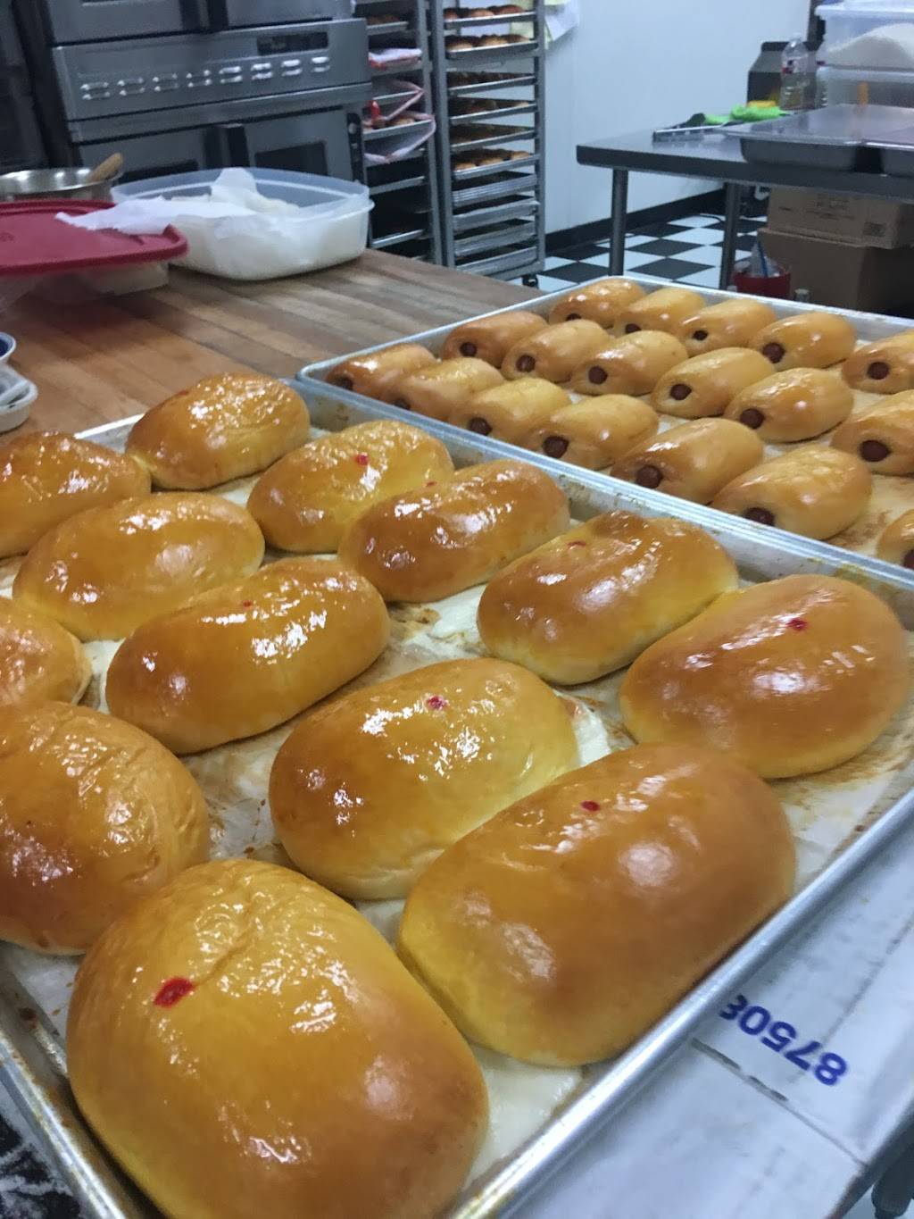 American Donut | restaurant | 2907 Rayford Rd #105, Spring, TX 77386, USA | 2812989800 OR +1 281-298-9800