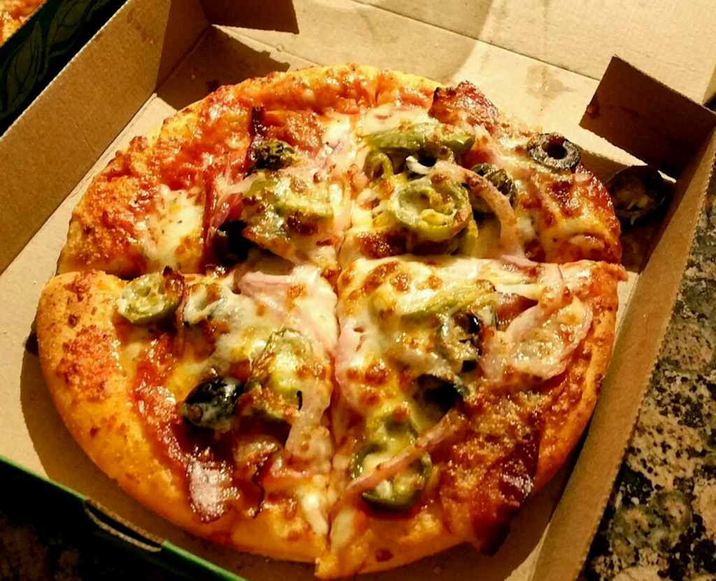 Subway Restaurants | restaurant | 333 E Benton Pl #107, Chicago, IL 60601, USA | 3124488084 OR +1 312-448-8084