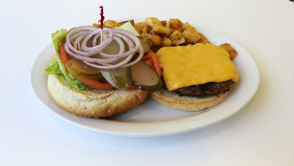 Daytime Grill | restaurant | 1860 Appleby Line, Burlington, ON L7L 6A1, Canada | 9053325100 OR +1 905-332-5100