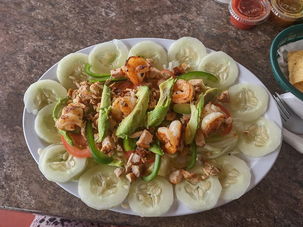 Lalos Mexican Food | restaurant | 1200 N State St, Ukiah, CA 95482, USA | 7074631988 OR +1 707-463-1988