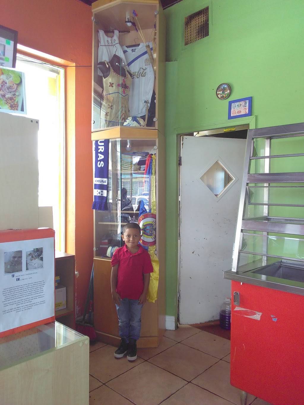 Sabor Catracho Restaurant | restaurant | 1550 SW 1st St, Miami, FL 33135, USA | 3056461108 OR +1 305-646-1108