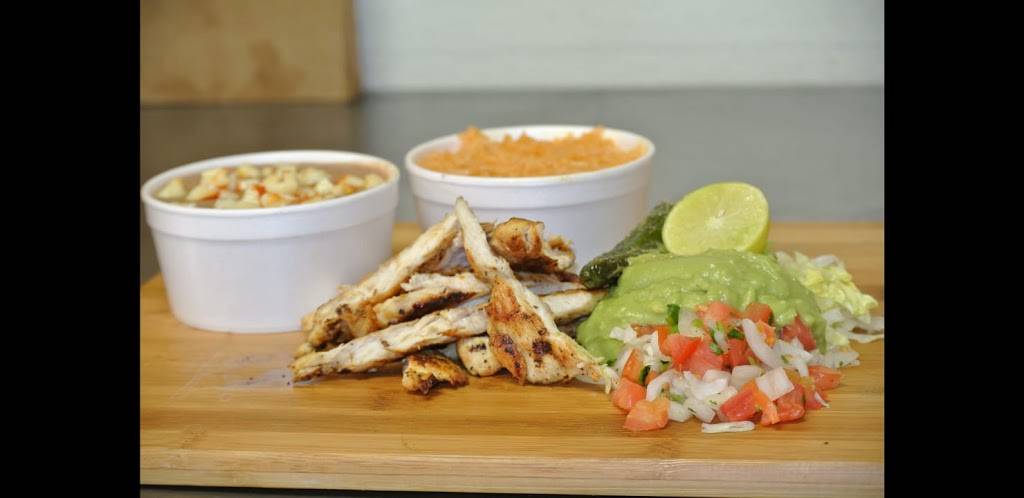 Mariachis Mexican Food | restaurant | 20799 N 83rd Ave #100, Peoria, AZ 85382, USA | 6233624030 OR +1 623-362-4030