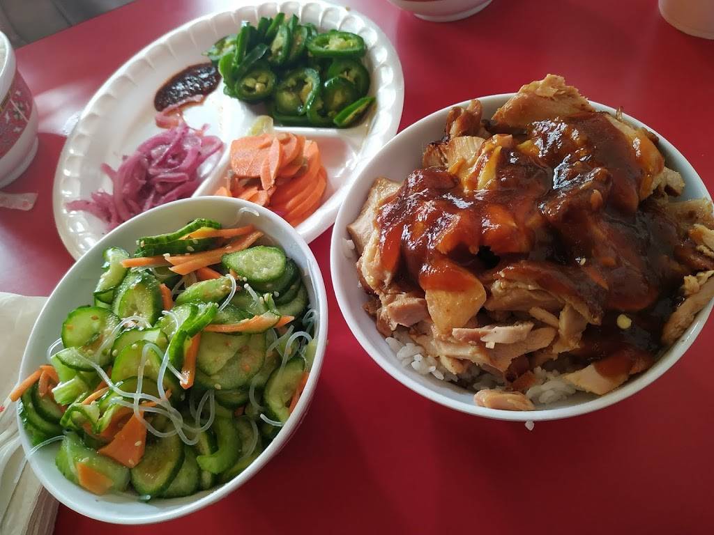 La Cochinita | restaurant | Int 25, Av. Rápida Poniente 15035, Rio Tijuana 3ra Etapa, 22226 Tijuana, B.C., Mexico | 016646262372 OR +52 664 626 2372