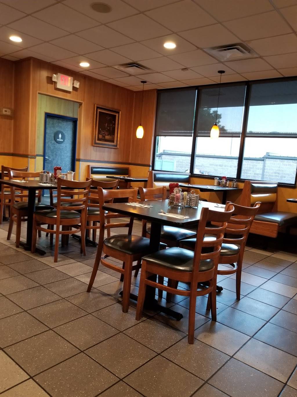 Stargate Diner | restaurant | 240 W Chester Pike, Ridley Park, PA 19078, USA | 6105211886 OR +1 610-521-1886