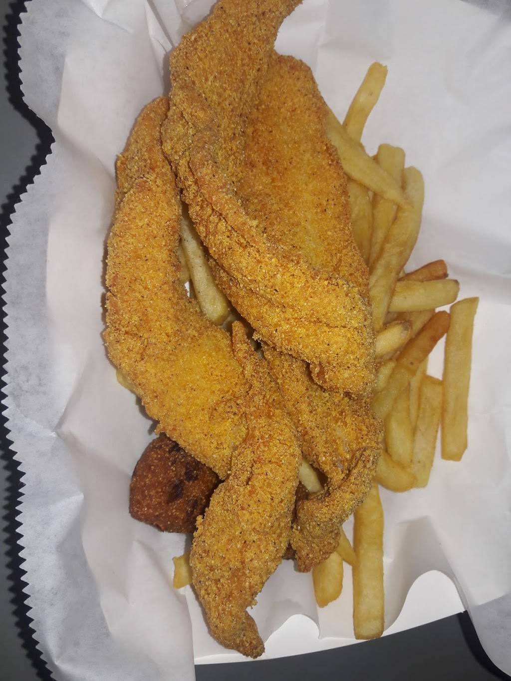 Doe Bellys | restaurant | 300 W Broad St, Forney, TX 75126, USA | 9725522119 OR +1 972-552-2119