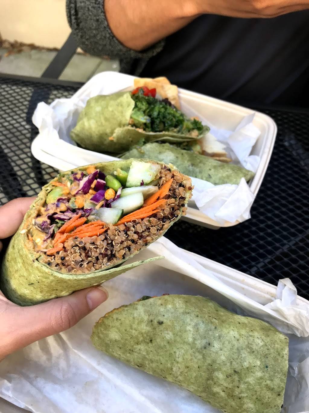 Roots Raw Juice Bar | cafe | 134 N 4th St Suite #1220, Lake Mary, FL 32746, USA | 4074895629 OR +1 407-489-5629