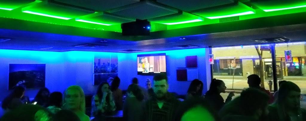 Chrome Liquor Lounge | night club | 222 W Beaver Ave, State College, PA 16801, USA | 8142310808 OR +1 814-231-0808