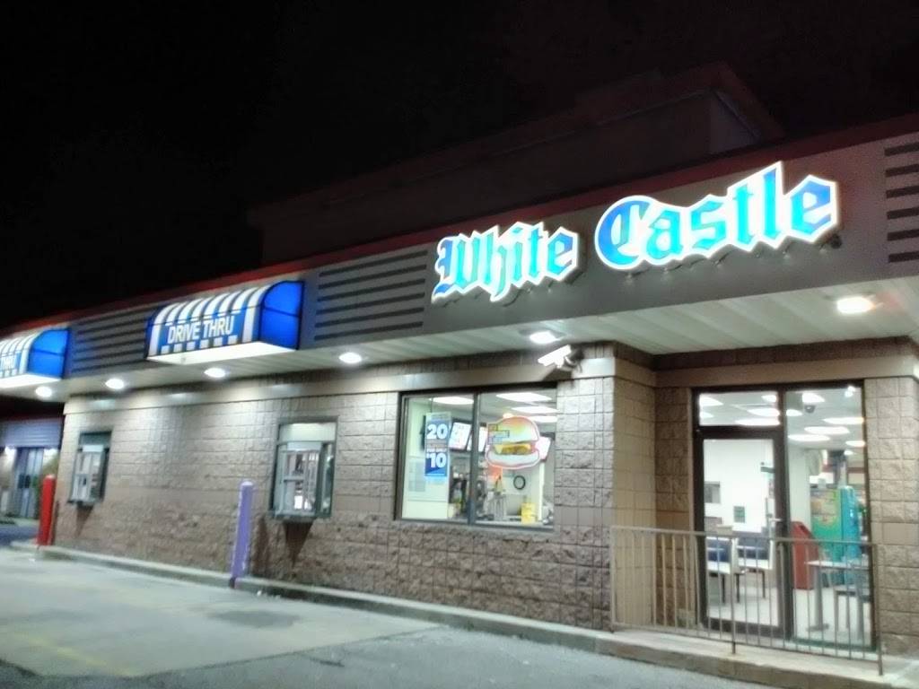 White Castle | restaurant | 153 E Morthland Dr, Valparaiso, IN 46383, USA | 2194775535 OR +1 219-477-5535