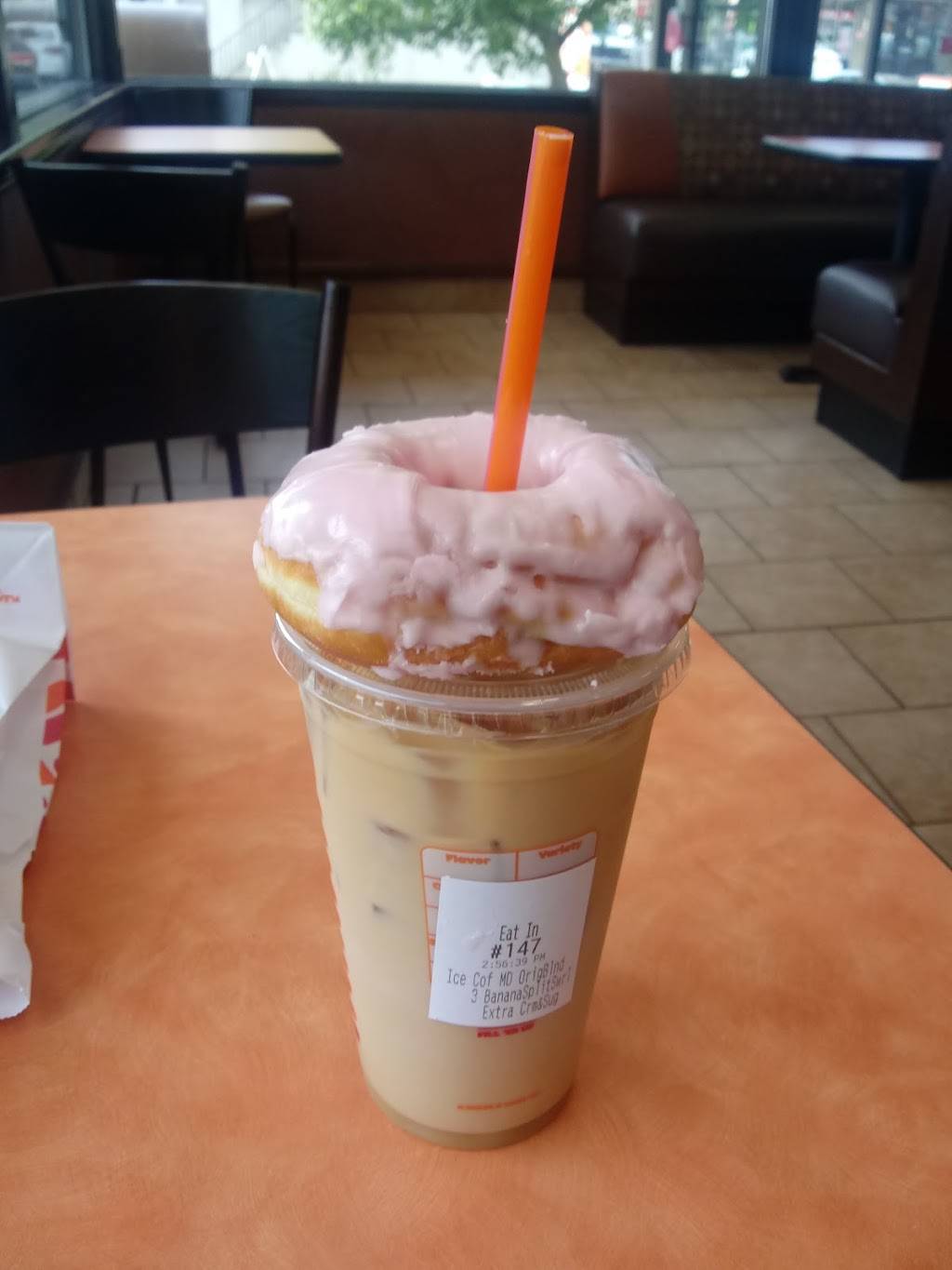 Dunkin | bakery | 1023 N Main St, Fall River, MA 02720, USA | 7744883390 OR +1 774-488-3390