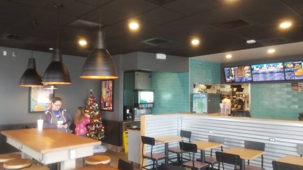 Taco Bell | meal takeaway | 9951 W Florissant Ave, St. Louis, MO 63136, USA | 3145210469 OR +1 314-521-0469