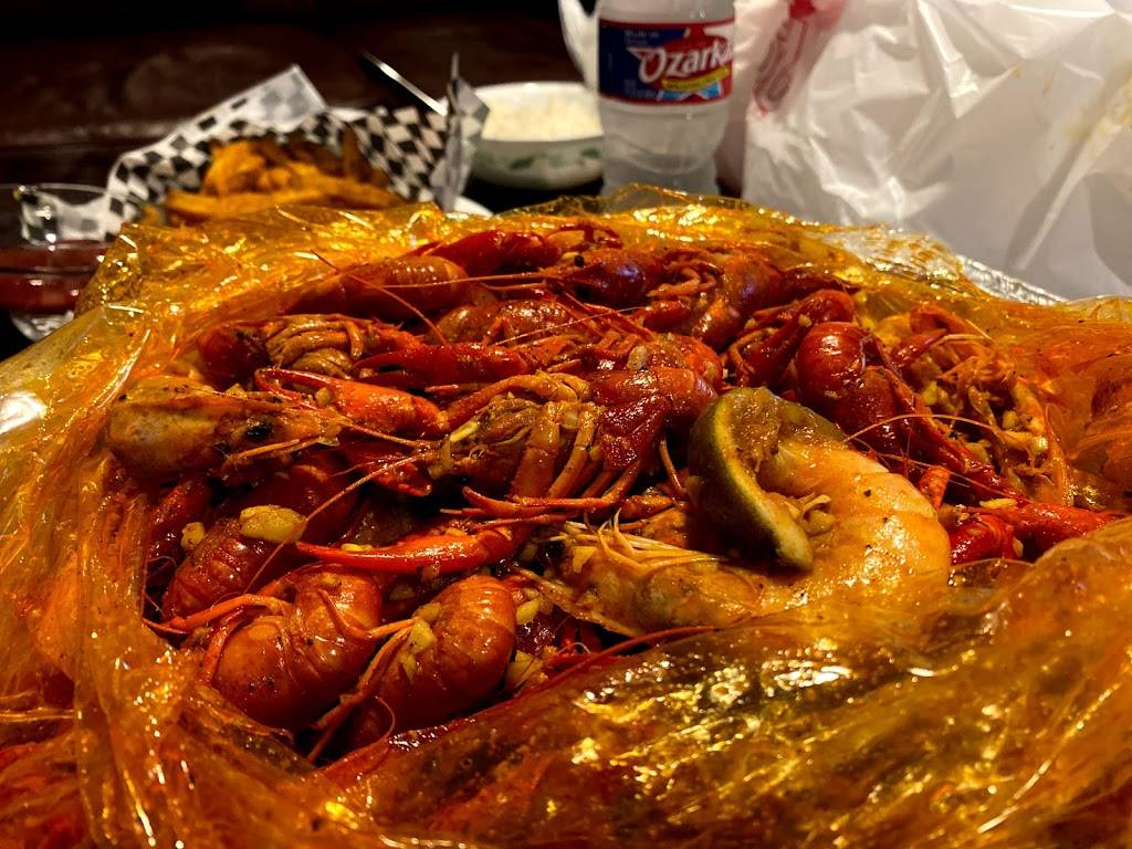 Corner Crab | restaurant | 2601 S Stemmons Fwy #190, Lewisville, TX 75067, USA | 4694515002 OR +1 469-451-5002