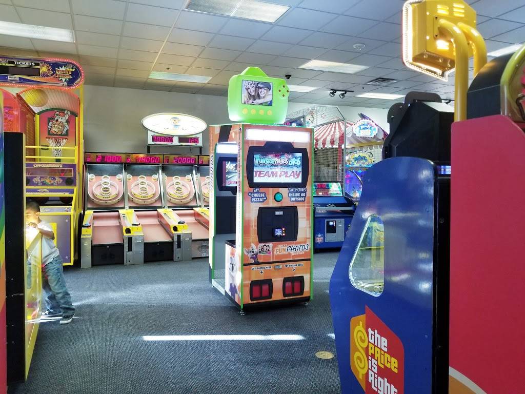 Chuck E. Cheeses | restaurant | 910 Renz Ln, Gilroy, CA 95020, USA | 4088461313 OR +1 408-846-1313