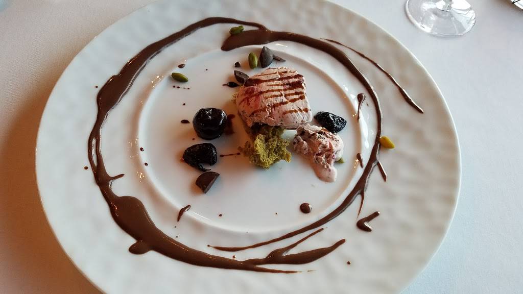 EL ideas | restaurant | 2419 W 14th St, Chicago, IL 60608, USA | 3122268144 OR +1 312-226-8144