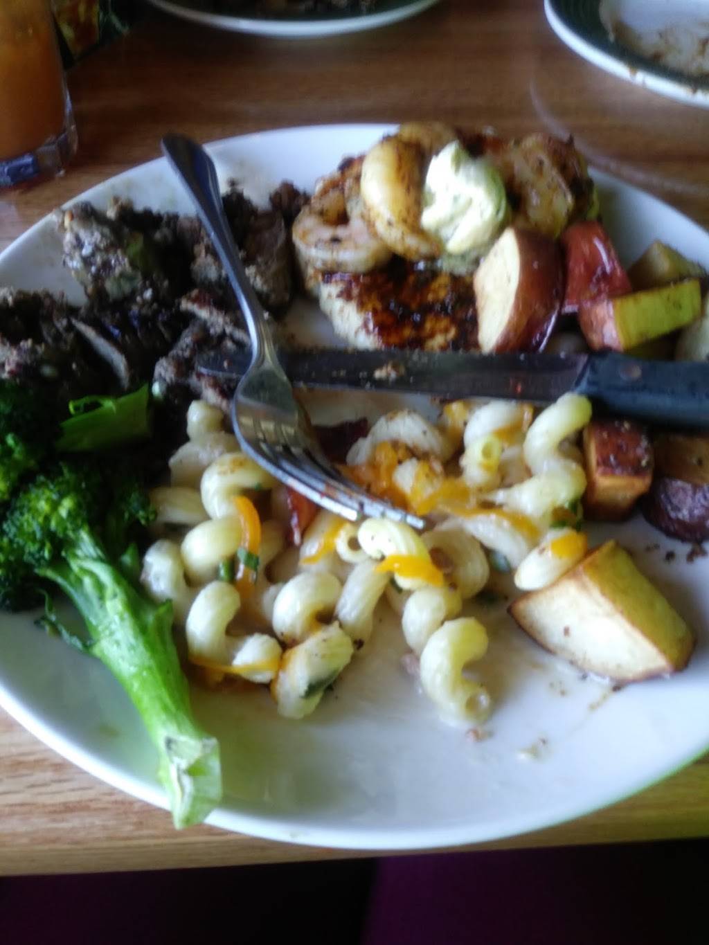 Applebees Grill + Bar | restaurant | 3605 Tower Ave, Superior, WI 54880, USA | 7153958460 OR +1 715-395-8460