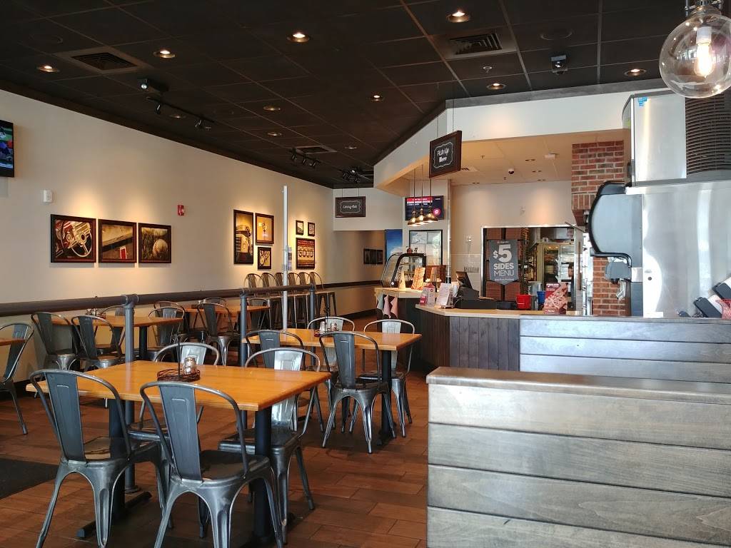 Pizza Hut | restaurant | 660 Merrill Rd, Pittsfield, MA 01201, USA | 4134999891 OR +1 413-499-9891