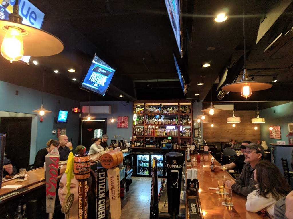 Blueprint | restaurant | 10 Village Square, Westminster, MA 01473, USA | 9786685580 OR +1 978-668-5580