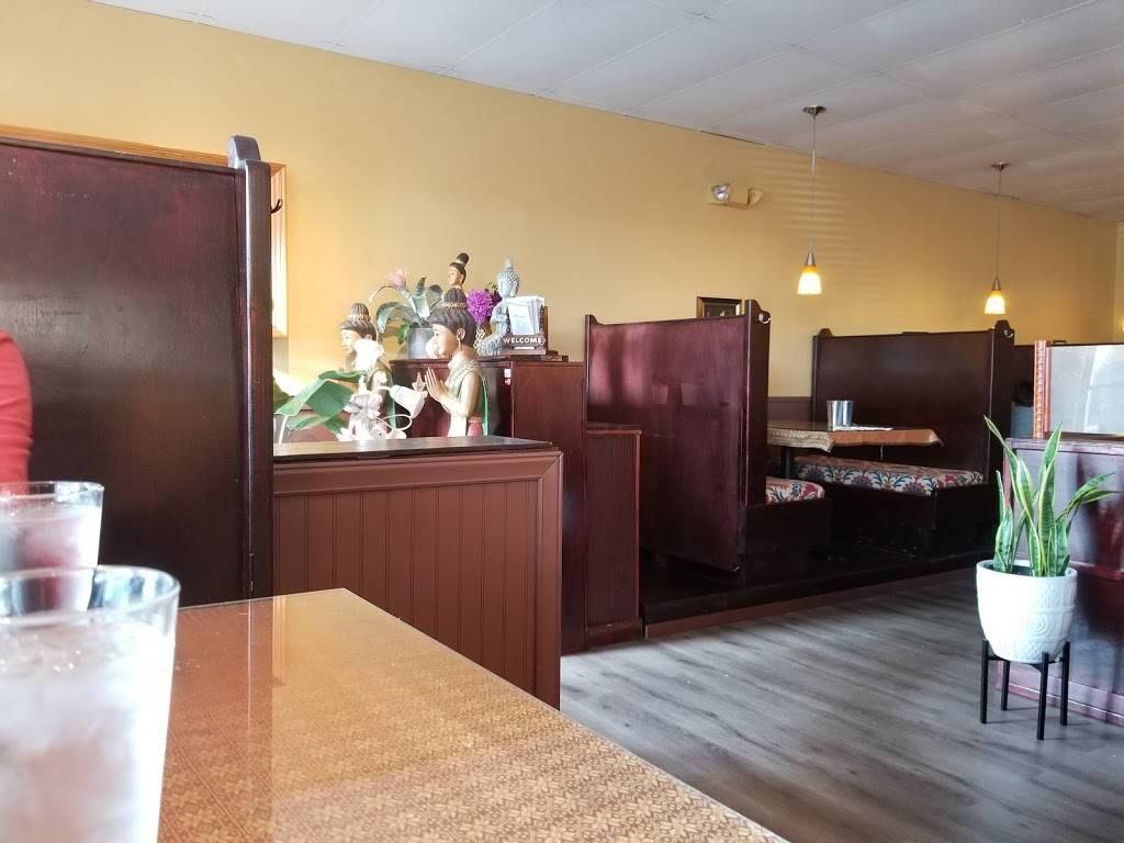 24 Star Thai Cuisine | restaurant | 1120 164th St SW suite b, Lynnwood, WA 98087, USA | 4257429155 OR +1 425-742-9155