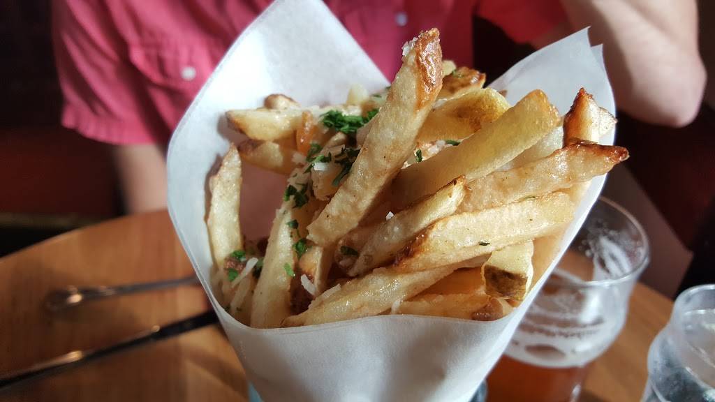 3 Floyds Brewpub | restaurant | 9750 Indiana Pkwy, Munster, IN 46321, USA | 2199223565 OR +1 219-922-3565