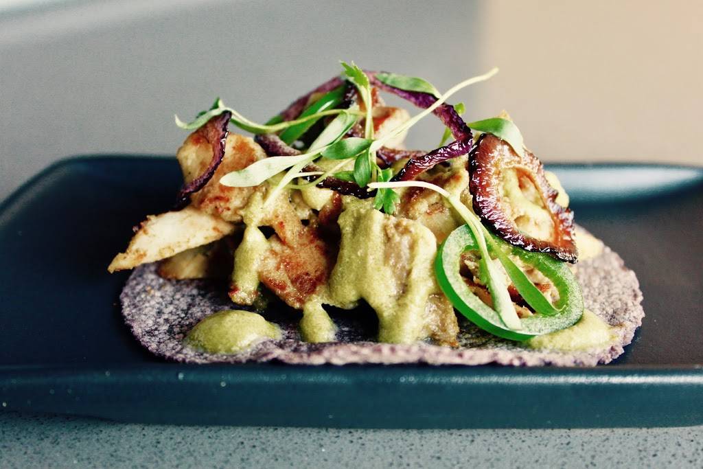 CRUjiente Tacos | restaurant | 3961 E Camelback Rd, Phoenix, AZ 85018, USA | 6026877777 OR +1 602-687-7777