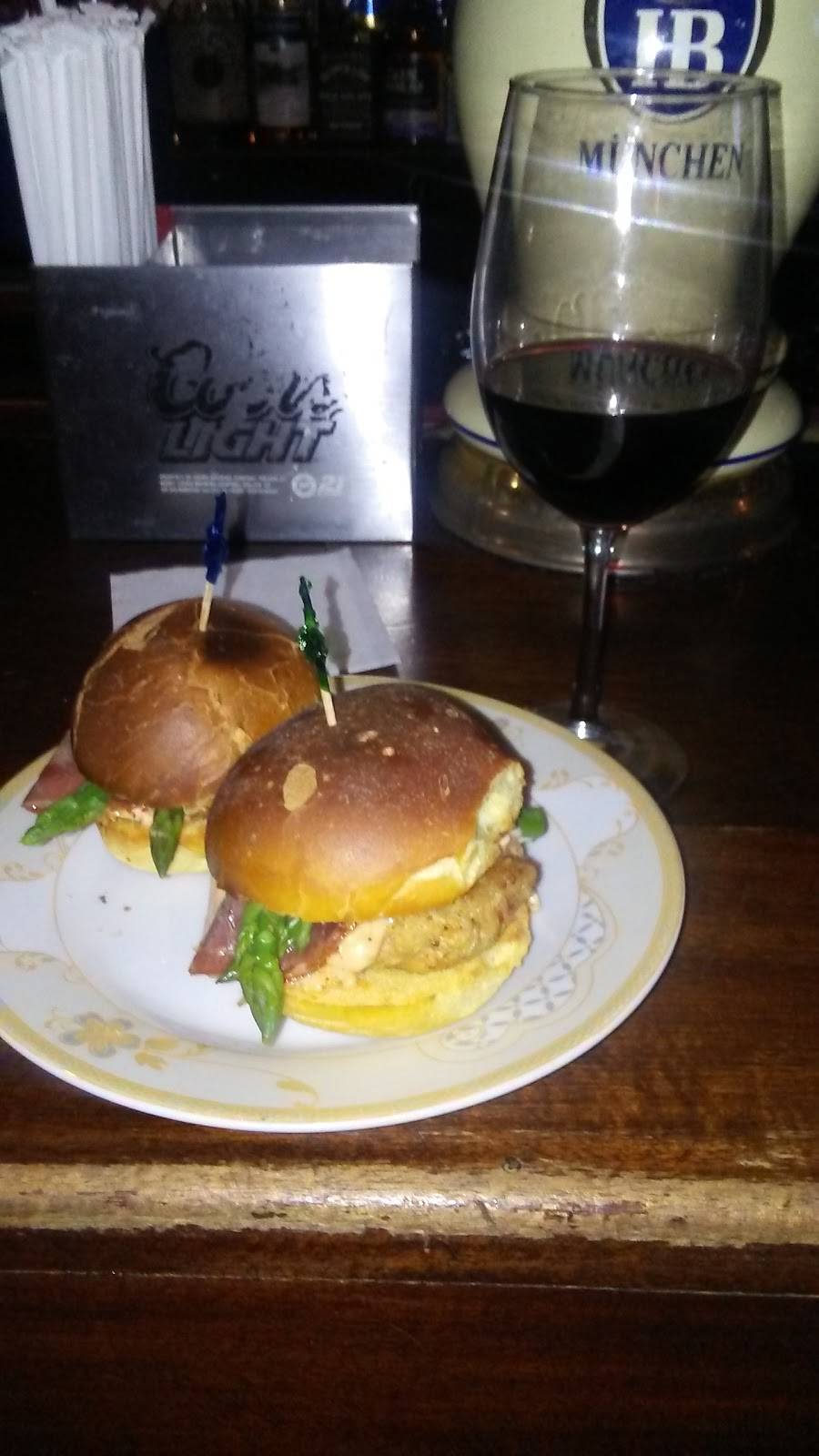 Mcbrides | restaurant | 101 Bedford Ave, Bellmore, NY 11710, USA | 5167830007 OR +1 516-783-0007