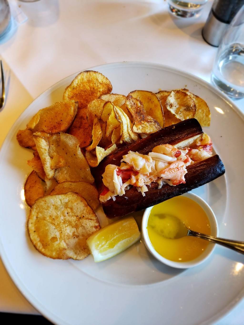 Waterbar Restaurant | restaurant | 399 The Embarcadero, San Francisco, CA 94105, USA | 4152849922 OR +1 415-284-9922