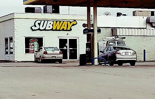 Subway | restaurant | 101 Peggy Flats Rd, Berea, KY 40403, USA | 8599857371 OR +1 859-985-7371