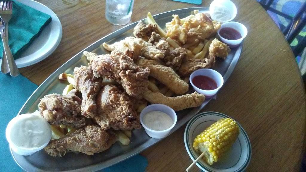 La Louisanne | restaurant | 5812 Overhill Dr, Los Angeles, CA 90043, USA | 3232935073 OR +1 323-293-5073