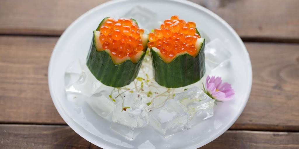 MHK Sushi | restaurant | 283 Richmond Rd, Ottawa, ON K1Z 6X4, Canada | 6137980800 OR +1 613-798-0800