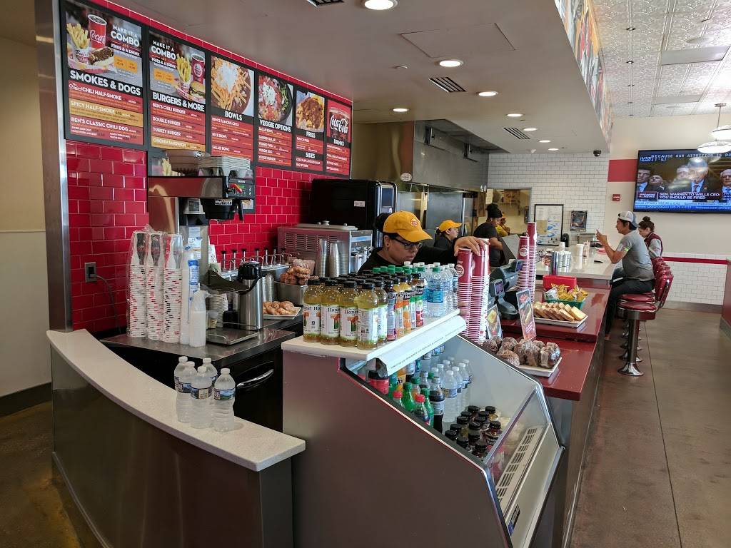 Bens Chili Bowl | restaurant | 1 Aviation Cir, Arlington, VA 20002, USA | 2027331895 OR +1 202-733-1895