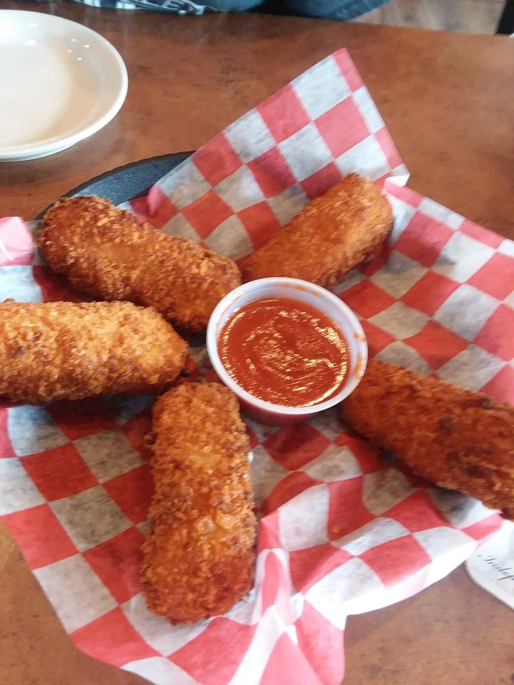 Sidelines Grill | restaurant | 3011 Longford Dr, Spring Hill, TN 37174, USA | 6153928043 OR +1 615-392-8043