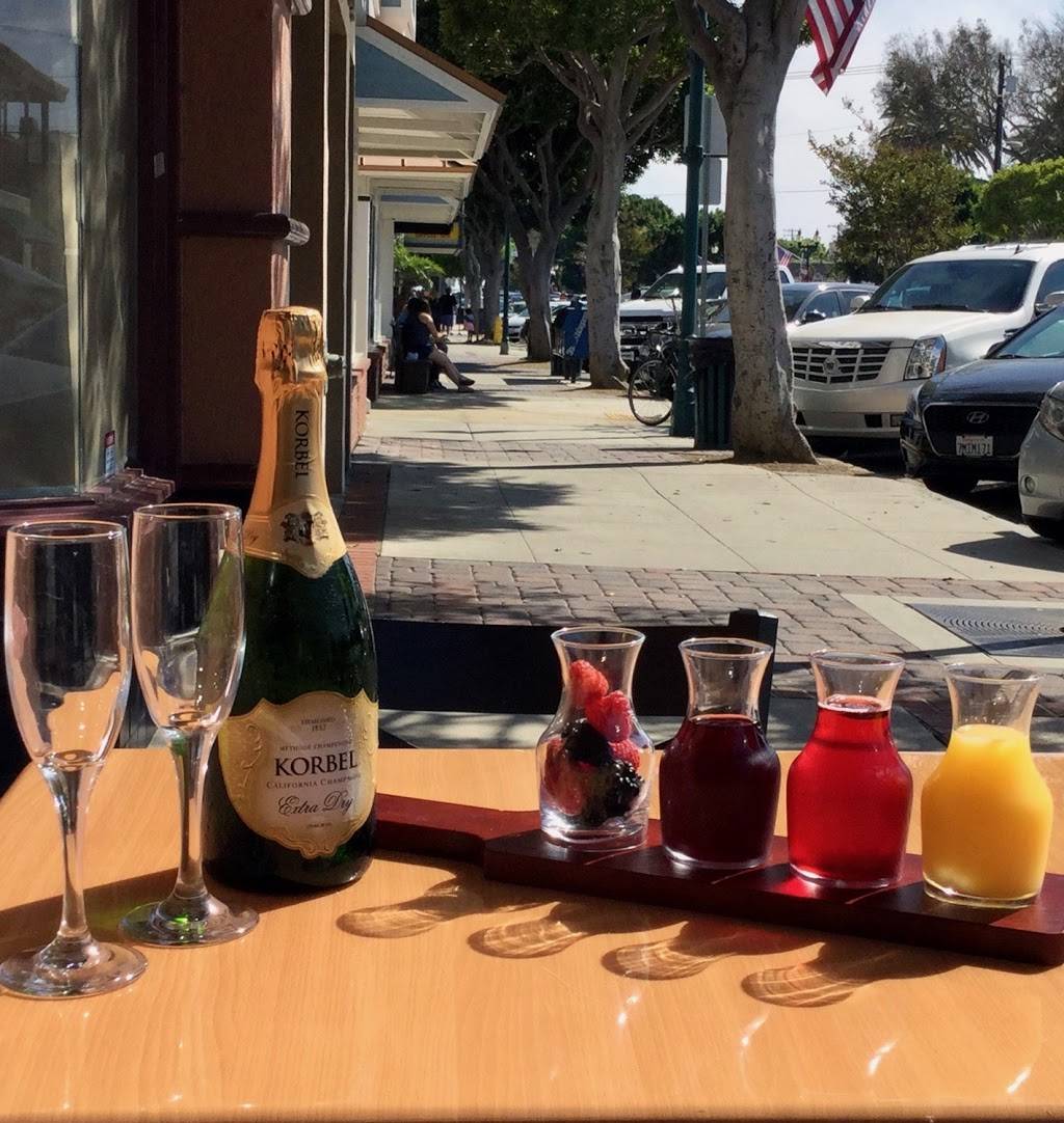 Catrina Cafe | restaurant | 330 Main St unit f, Seal Beach, CA 90740, USA | 5622965477 OR +1 562-296-5477