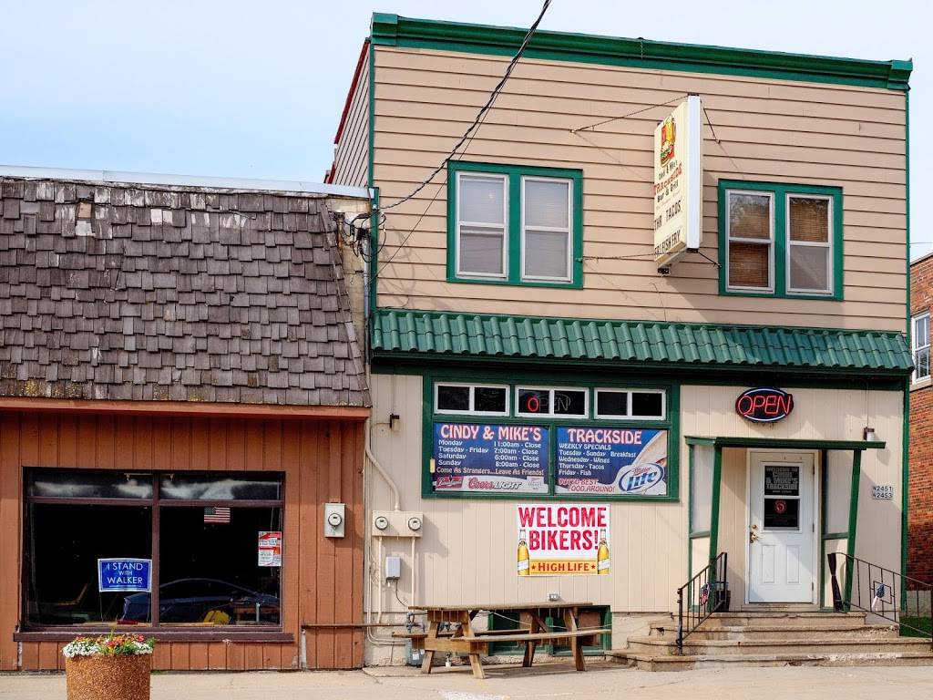 Trackside | restaurant | W2453 Oak St, Ashippun, WI 53003, USA | 9204747377 OR +1 920-474-7377