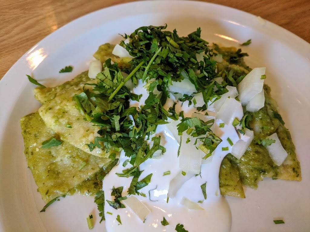 La Fiesta | restaurant | 240 Villa St, Mountain View, CA 94041, USA | 6509681364 OR +1 650-968-1364