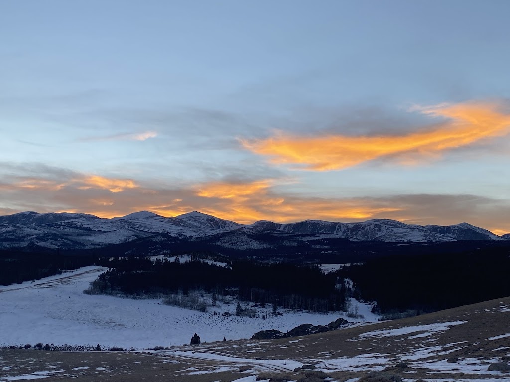 Lake Stop Resort | restaurant | 9 Lake Desmet Rd, Buffalo, WY 82834, USA | 3076848700 OR +1 307-684-8700